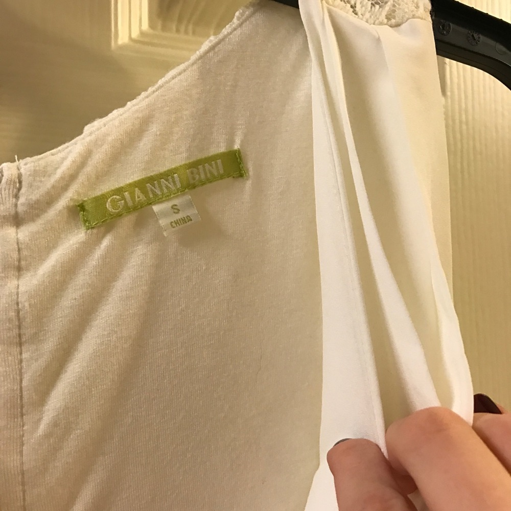 White Gianni Bini dress